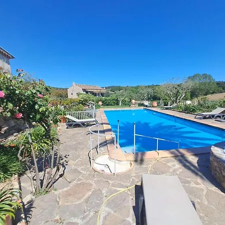 Authenticite Serenite Au Coeur Des Vignes Maison T3 A Villa Ramatuelle