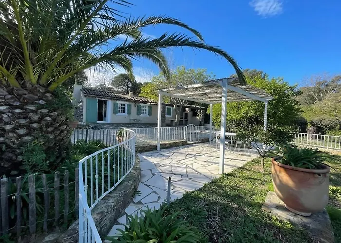 Villa Authenticite Serenite Au Coeur Des Vignes Maison T3 A Ramatuelle